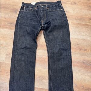 Levi’s 505 32x36. GUC.